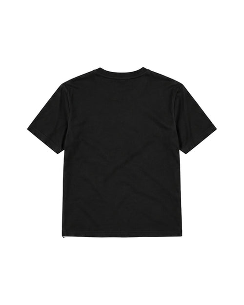 Camiseta básica negra, vista trasera